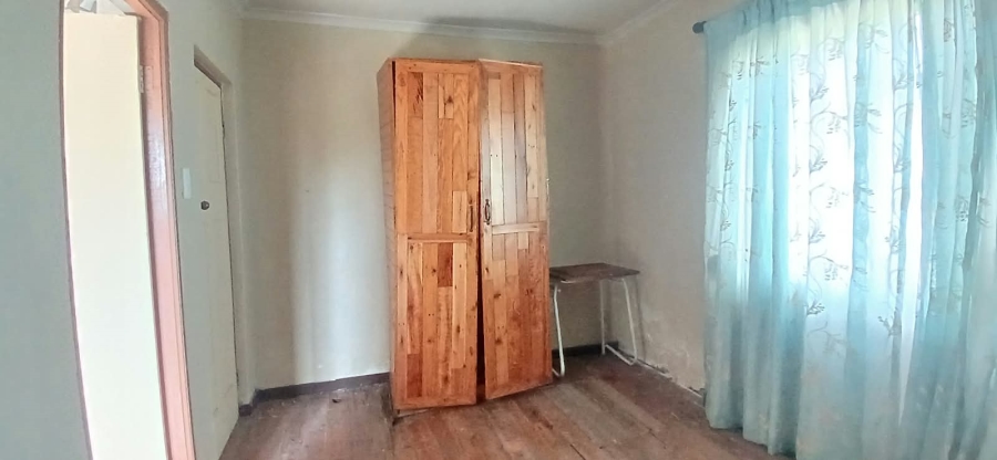 5 Bedroom Property for Sale in Paul Roux Free State